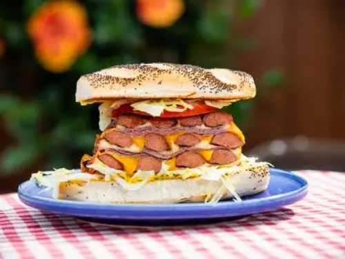 20251108-Hot Dog sammich.jpg